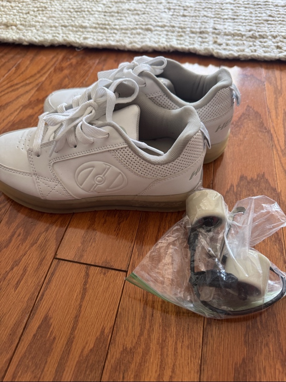 Heelys White Kids Sneakers with Removable Wheels